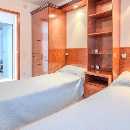 Casa Raymond Con Piscina فيلة